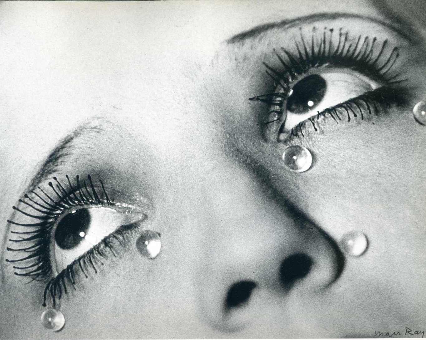 MAN RAY: ACLAMADO FOTÓGRAFO DEL SURREADADAÍSMO