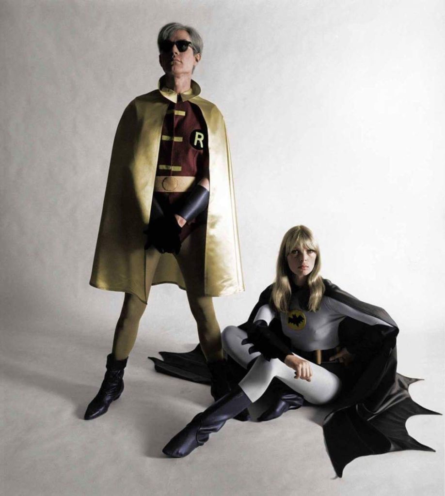 Andy Warhol y Nico como Batman y Robin