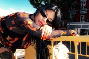 Mujeres reggaetoneras que rompen esquemas en el underground