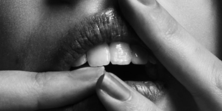 Cinco cuentos cortos eróticos para disfrutar cuando quieras