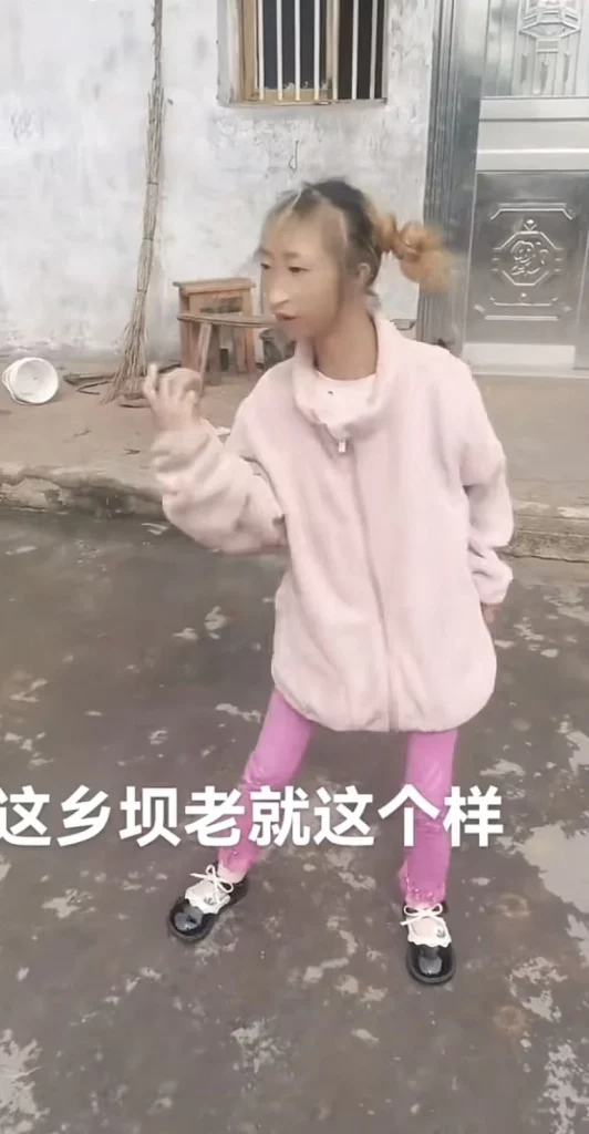 videos chinos de la niña golpeadora