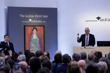 Hombre asegura ser el heredero del retrato más caro de Klimt