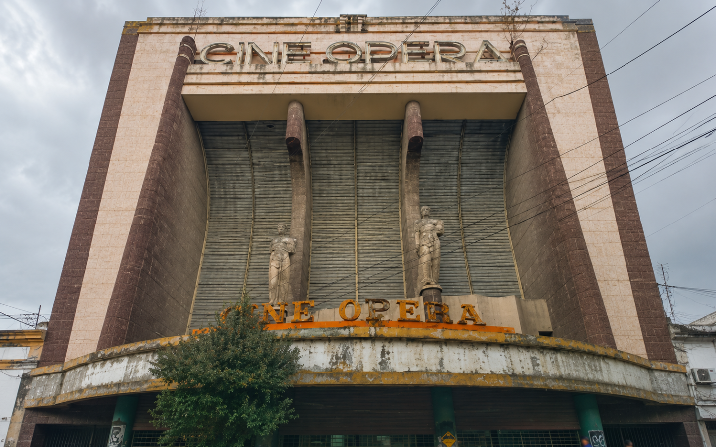 Cines abandonados de la CDMX: nostalgia en el espacio público