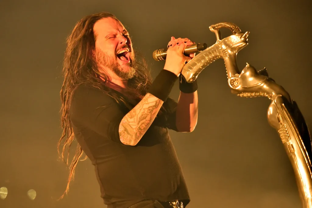 Korn incendia Sacramento: El nacimiento del nu‑metal cobra vida en Aftershock 2025