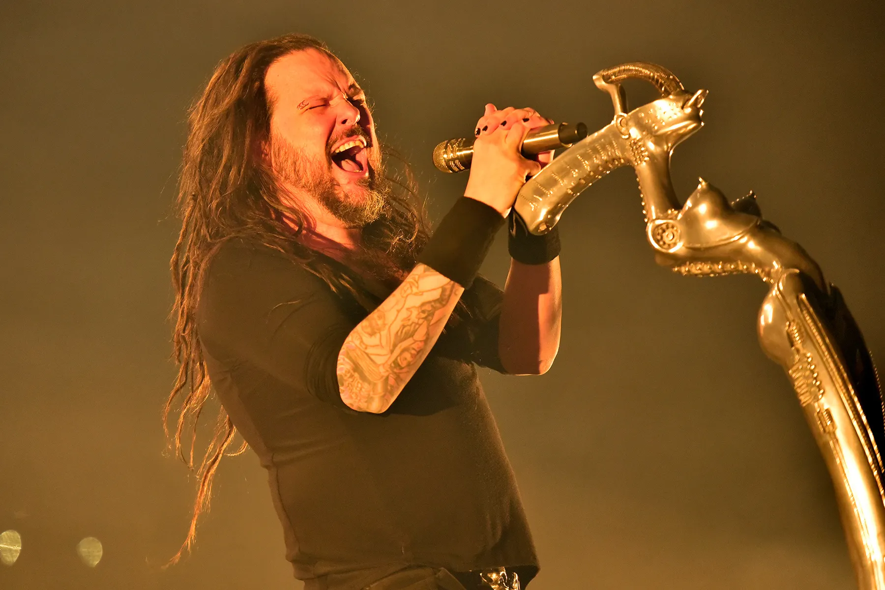 Korn incendia Sacramento: El nacimiento del nu‑metal cobra vida en Aftershock 2025
