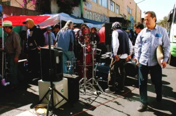 Bazar-tianguis de músicos de Taxqueña cerrado por el mundial y la gentrificación tianguis-del-musico-de-taxquena