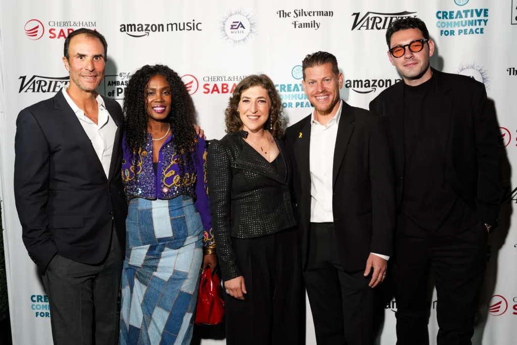 1,200 artistas firman en contra del boicot: «la verdadera paz es oponerse a Hamás, no boicotear el arte