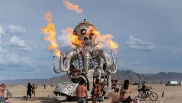 Presunto homicidio en Burning Man 2025: Autoridades investigan la muerte de un hombre en el festival de Nevada burning-man-festival-2025