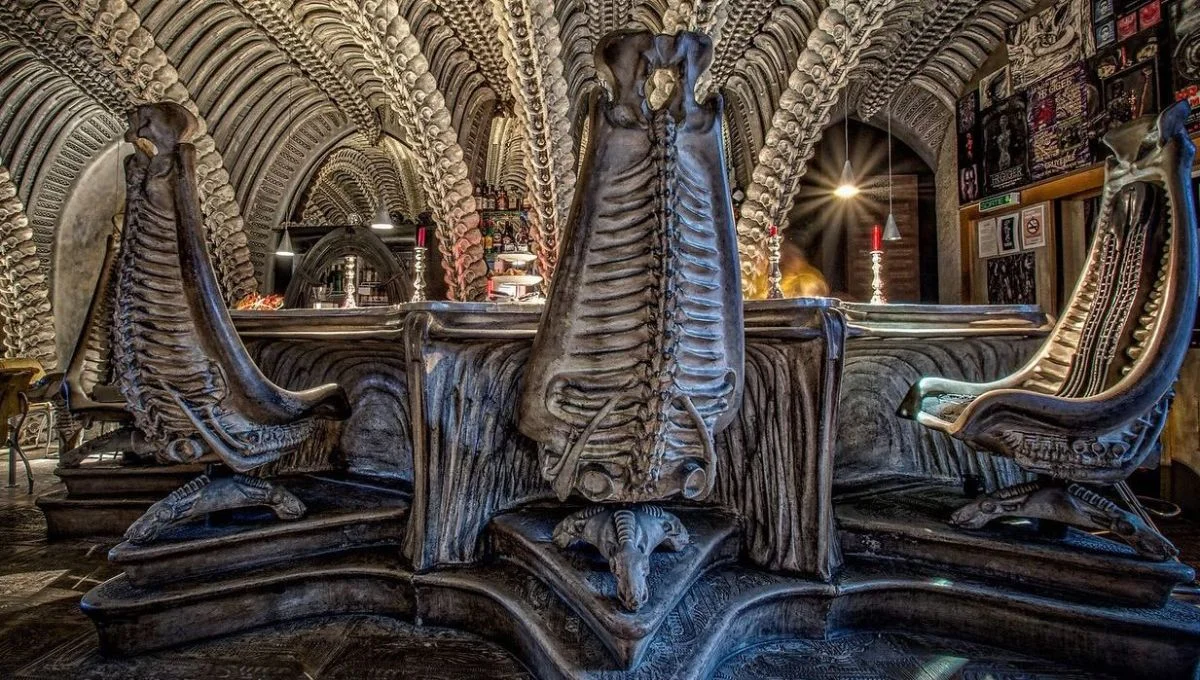 Museo H.R. Giger y bar: La experiencia que todo fan de la ciencia ficción debe vivir