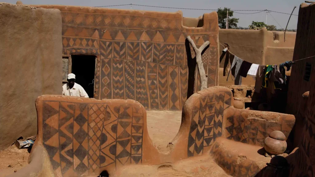 pintura y decoración Gurunsi