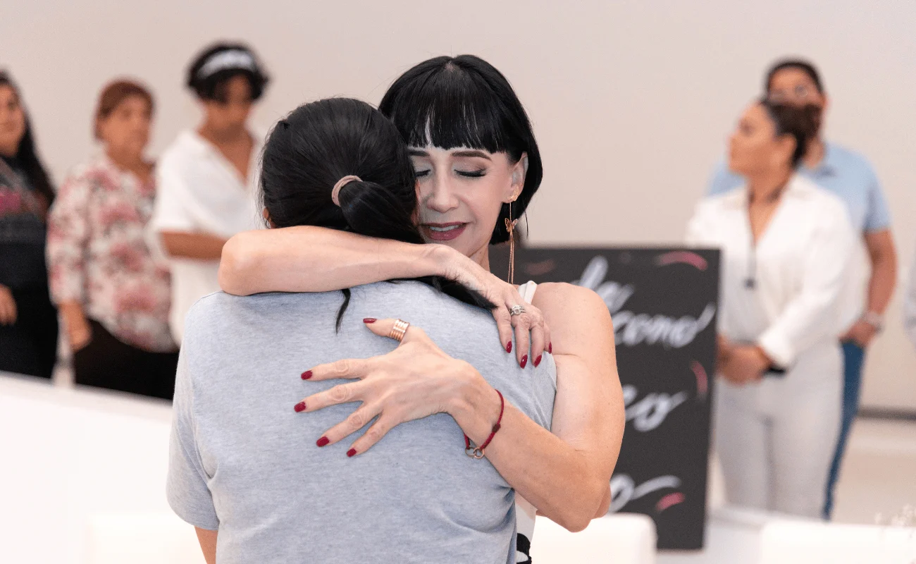 Susana Zabaleta en el Soumaya, ¿una copia del performance de Abramović?