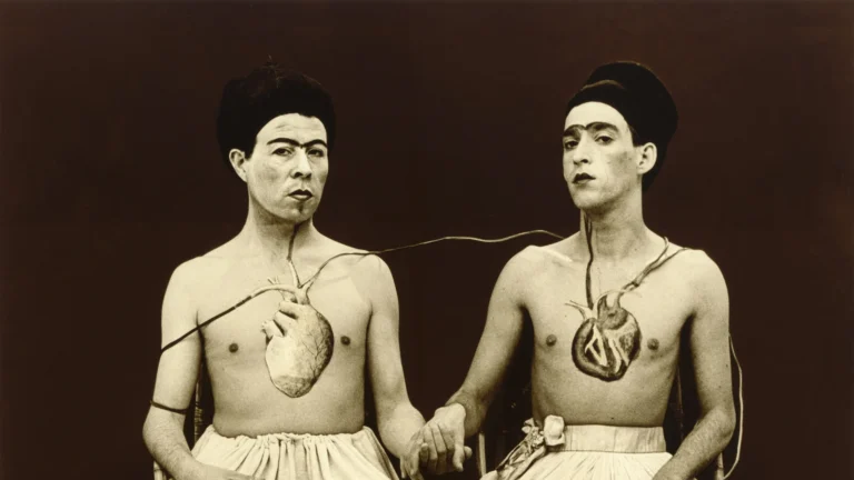 Yeguas del Apocalipsis: Colectivo que dinamitó el arte y la moral en Chile