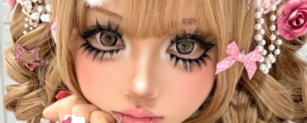 Características del gyaru: La rebelión del brillo y la estética en Japón