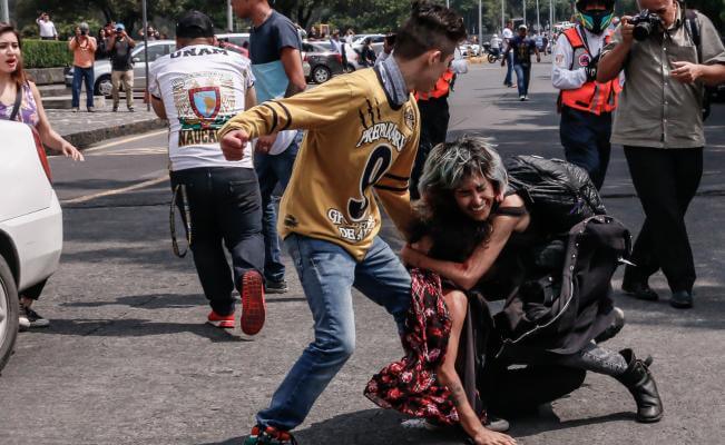 grupos de choque y paramilitares