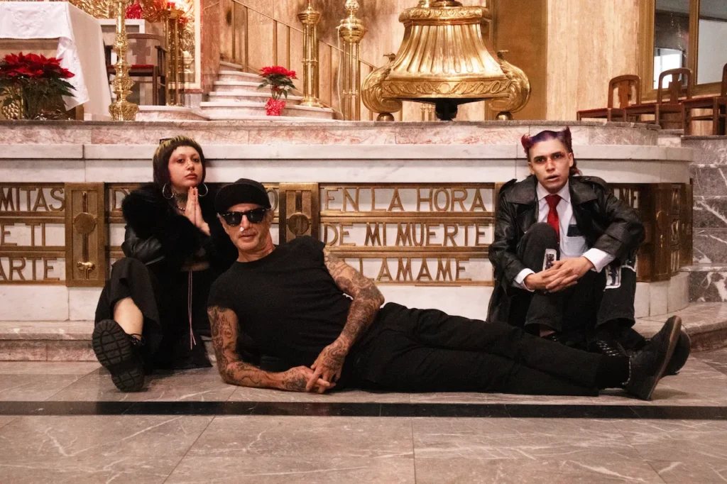 GlooryHole "La iglesia de la Gloria" Tito Fuentes