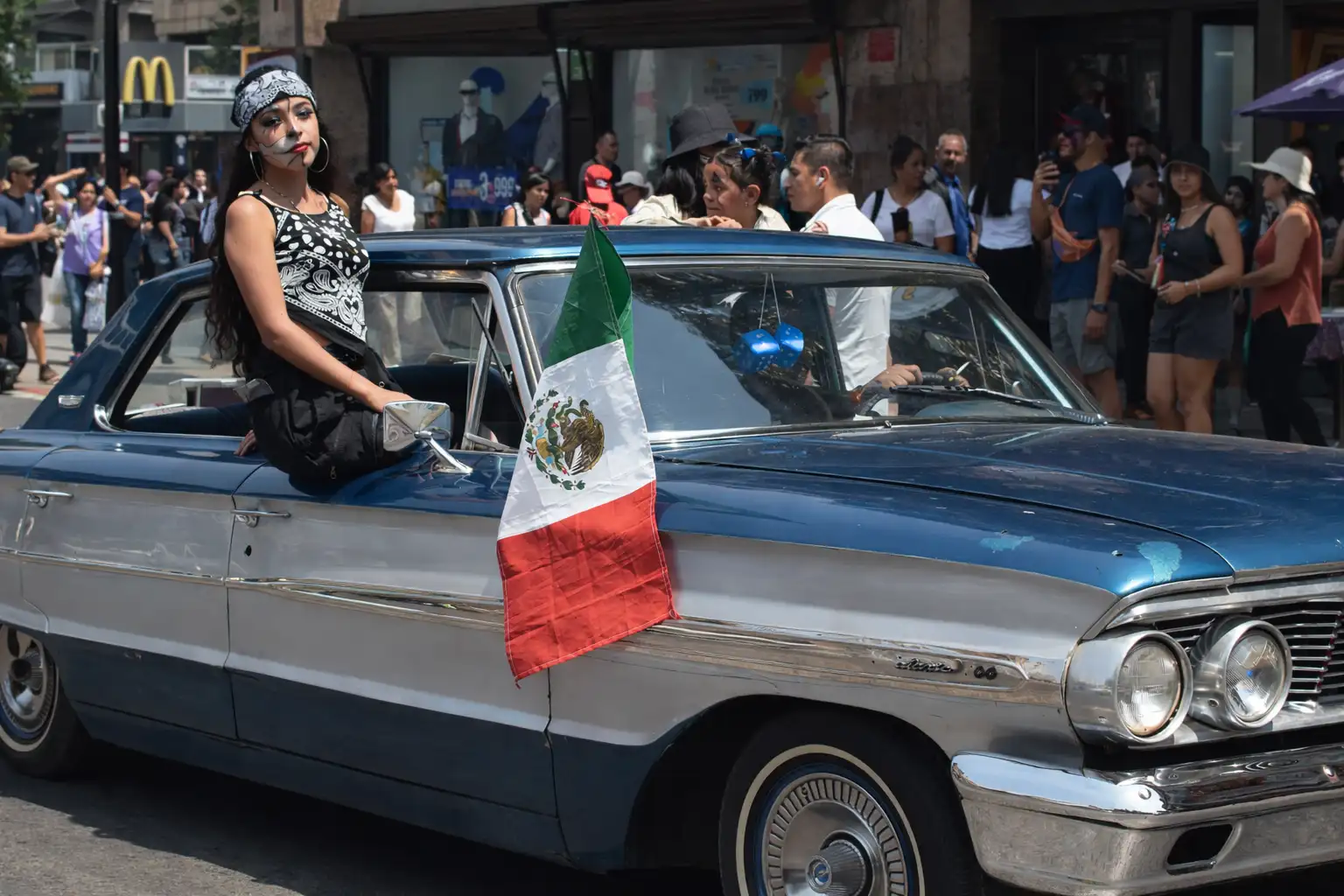 Chicanxs sin Fronteras: El colectivo que defiende el carnalismo