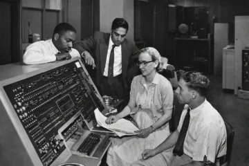 Grace Hopper: La titular de la programación informática