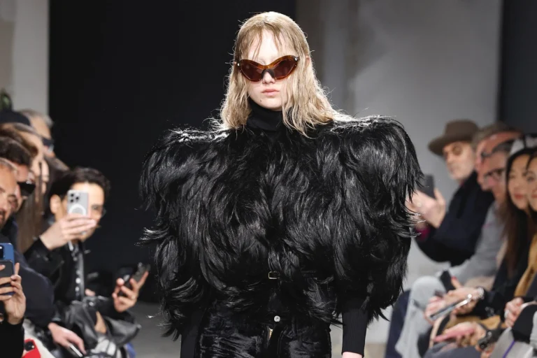 Junya Watanabe: el diseñador que reconstruyó la ropa cotidiana