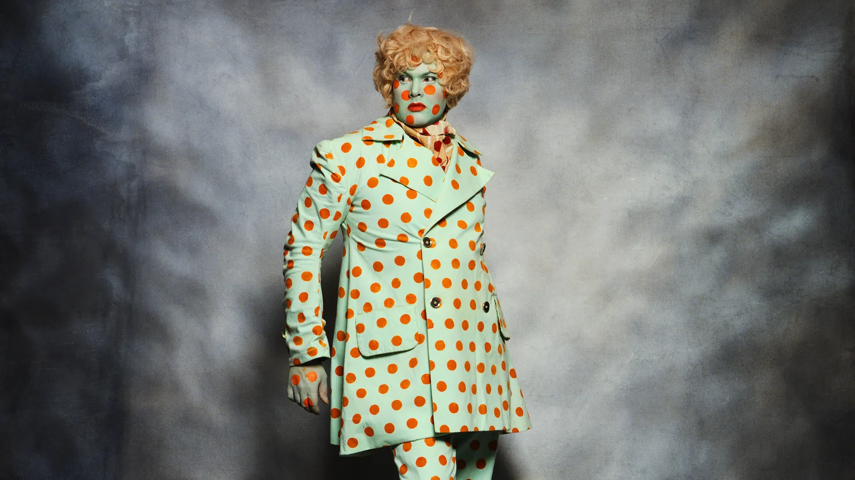 Leigh Bowery: La reingeniería del cuerpo y la contracultura