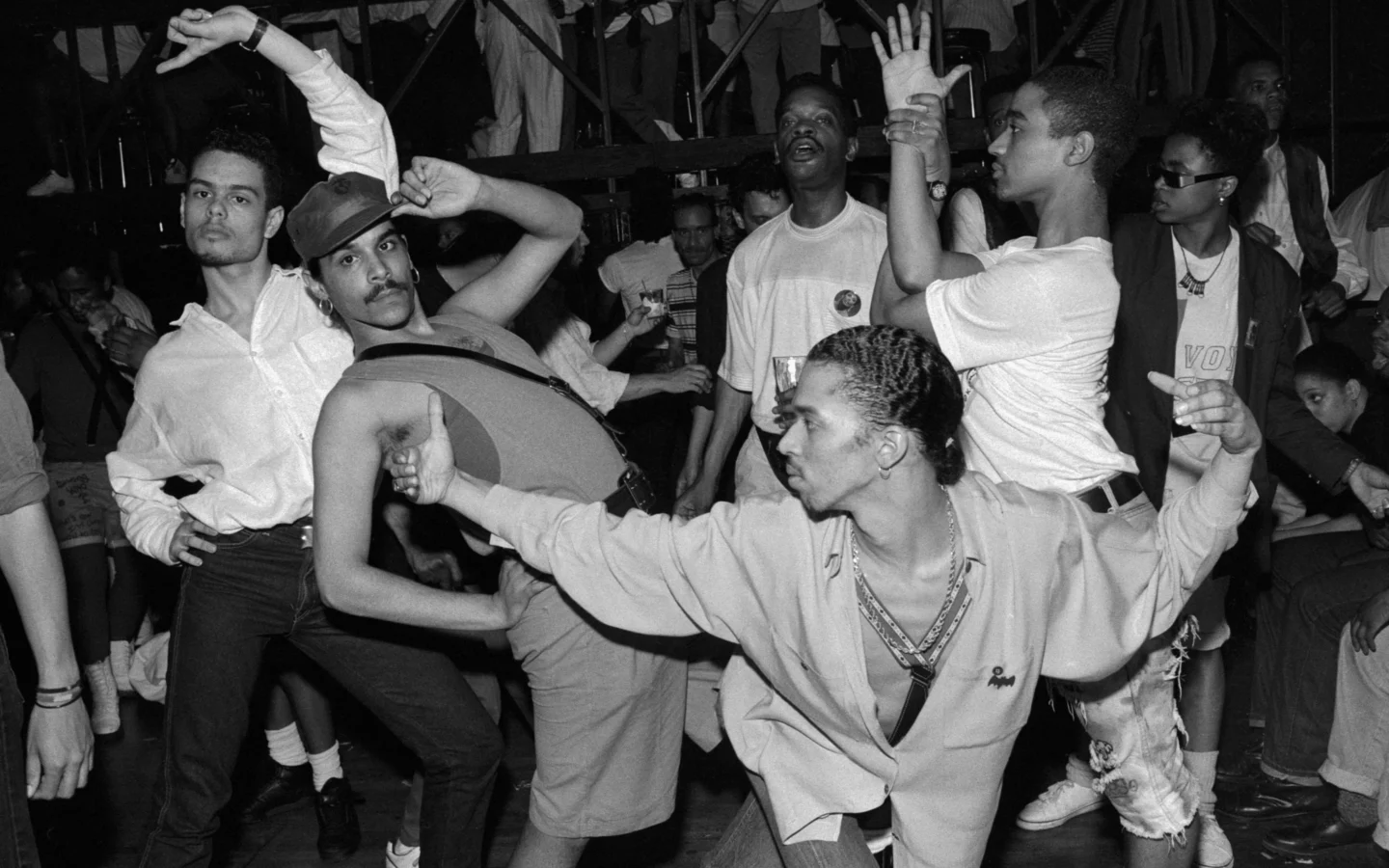 ¿Qué es el ballroom? La comunidad que creó familias cuando la sociedad las expulsó