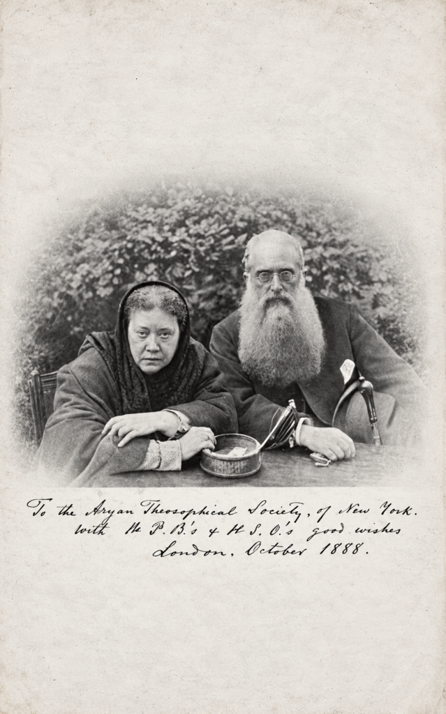 Helena Blavatsky y Henry Steel Olcott, cofundadores de la Sociedad Teosófica, fotografiados juntos en Londres en 1888.